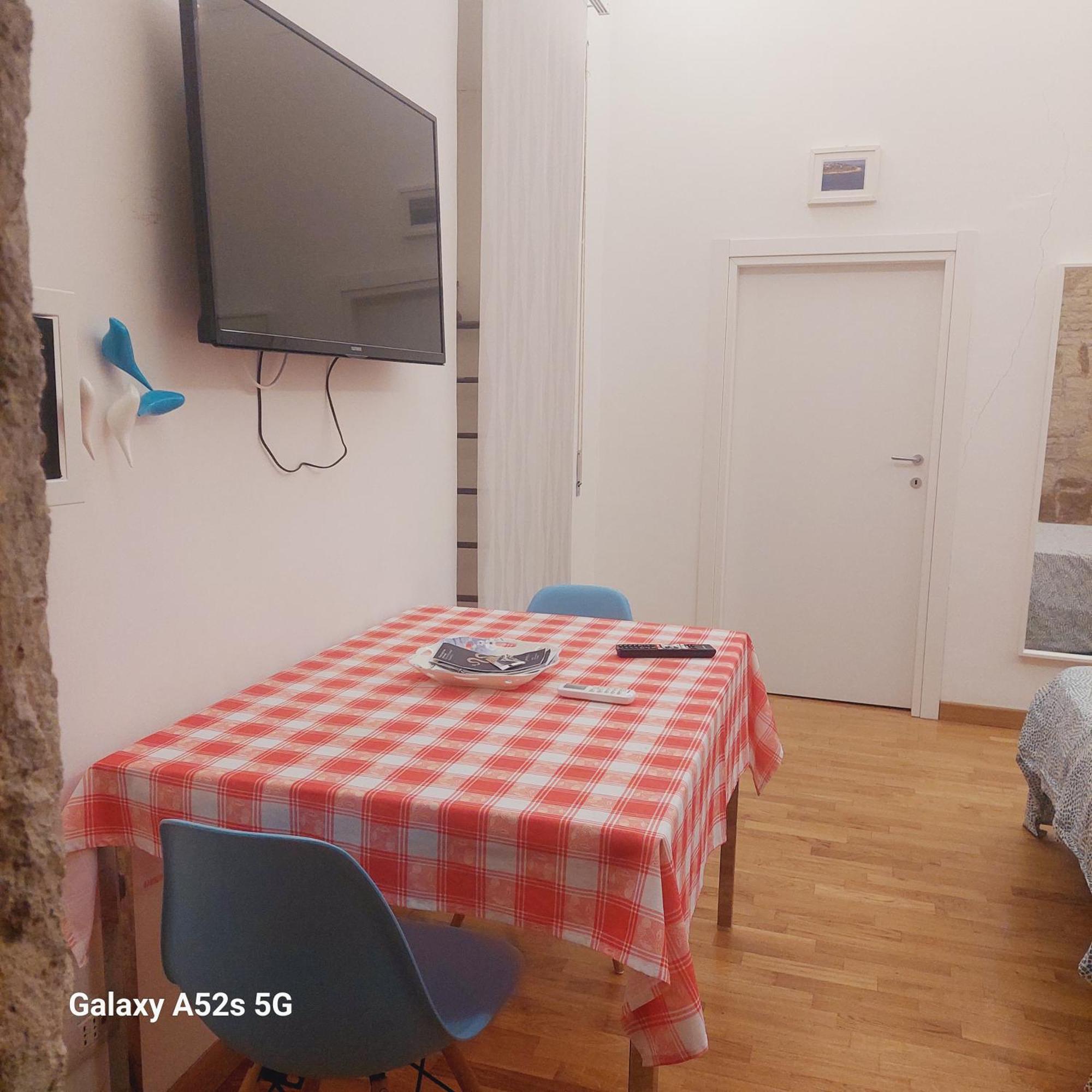 Pignasecca Home Neapel Zimmer foto