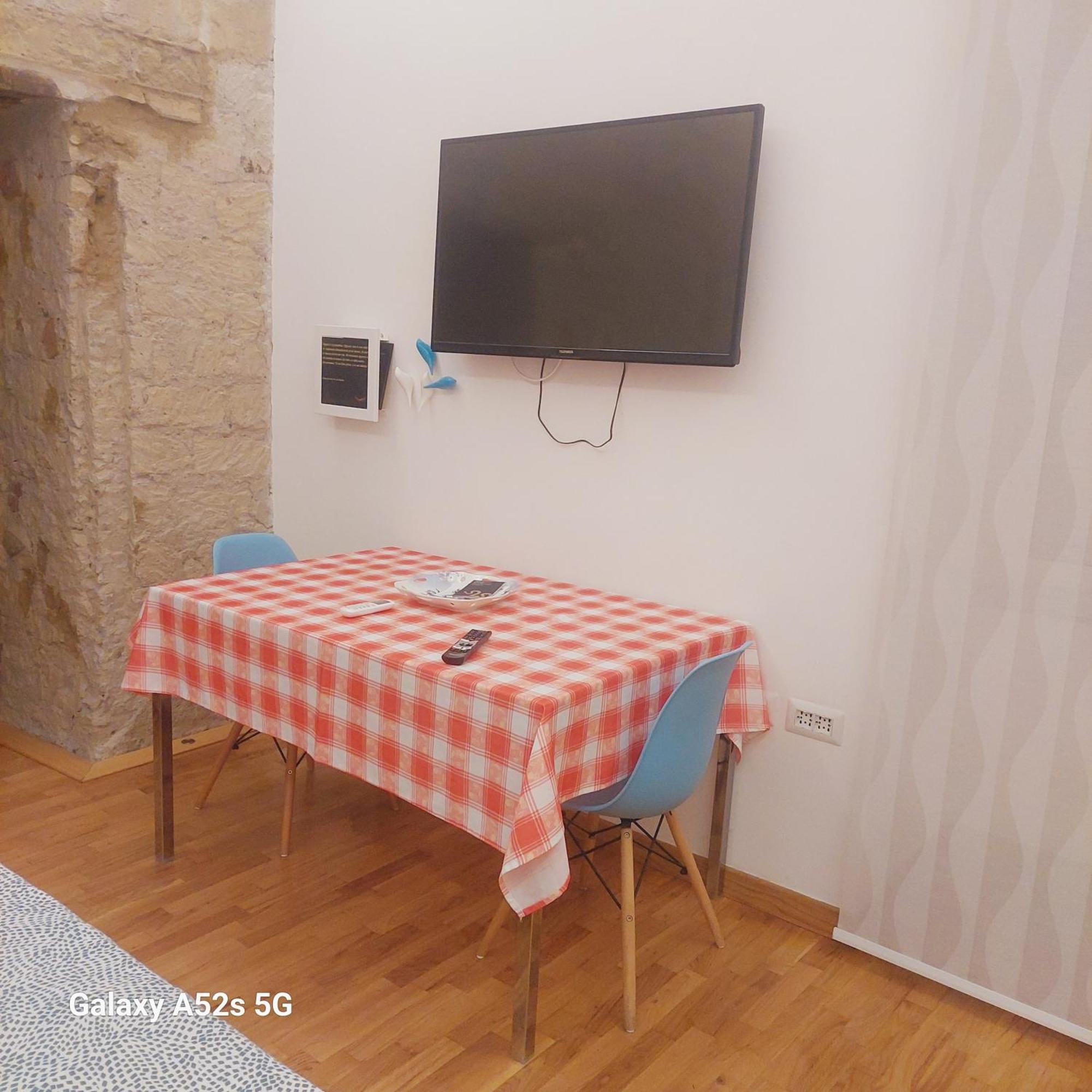 Pignasecca Home Neapel Zimmer foto